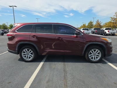 2016 Toyota Highlander LE V6