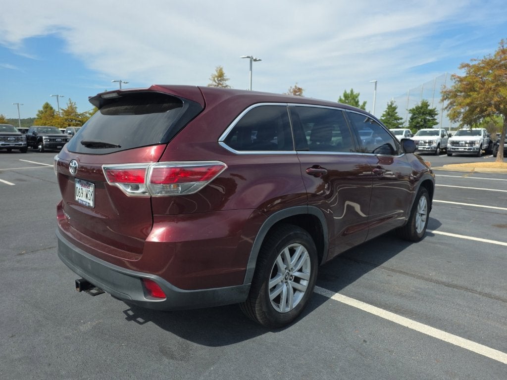 2016 Toyota Highlander LE V6
