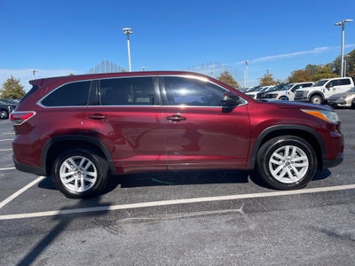 2016 Toyota Highlander LE V6