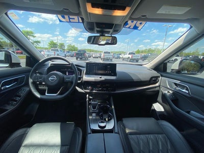 2024 Nissan Rogue Platinum