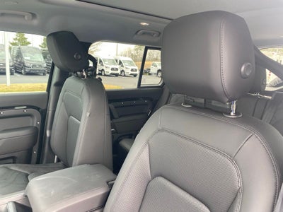 2025 Land Rover Defender 110 S