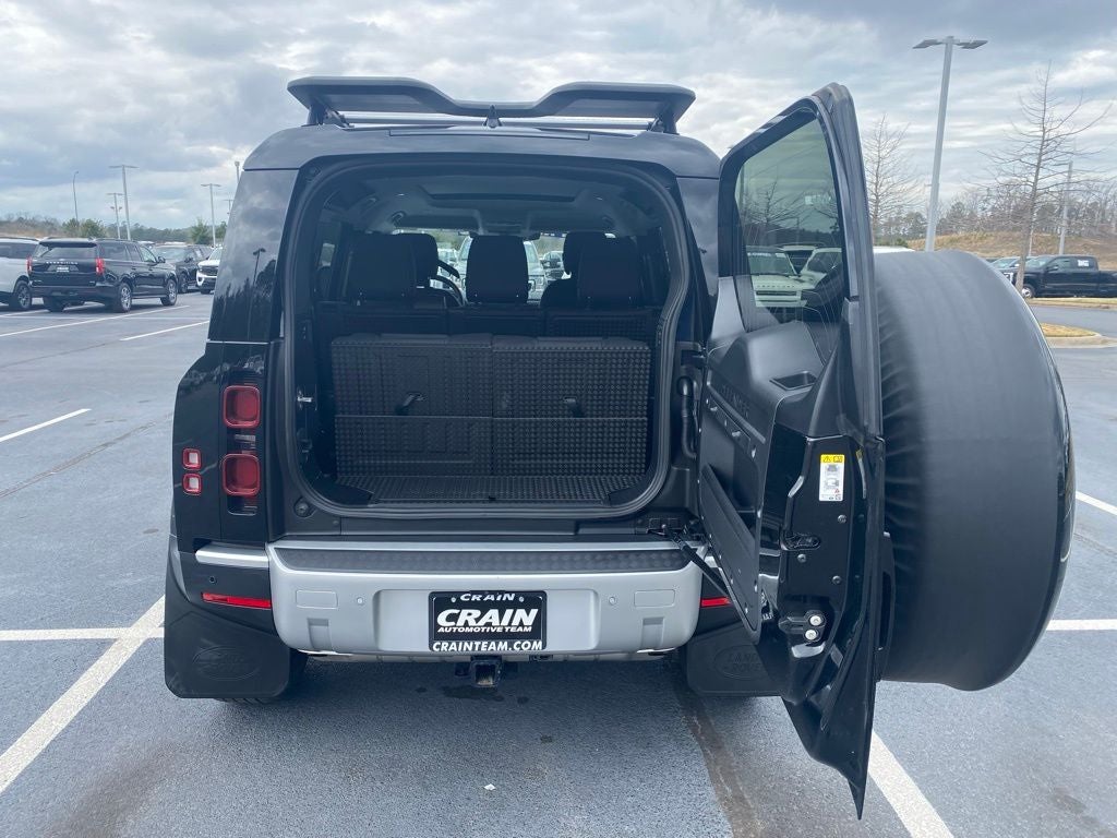 2025 Land Rover Defender 110 S