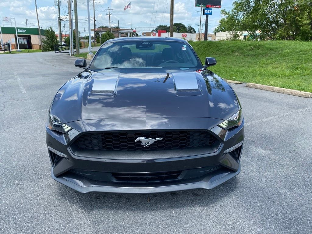 2022 Ford Mustang EcoBoost
