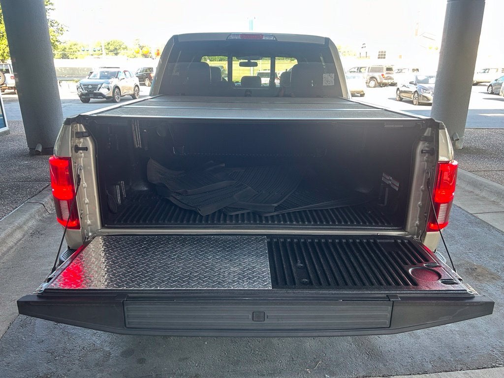 2018 Ford F-150 Platinum - CLEAN CARFAX