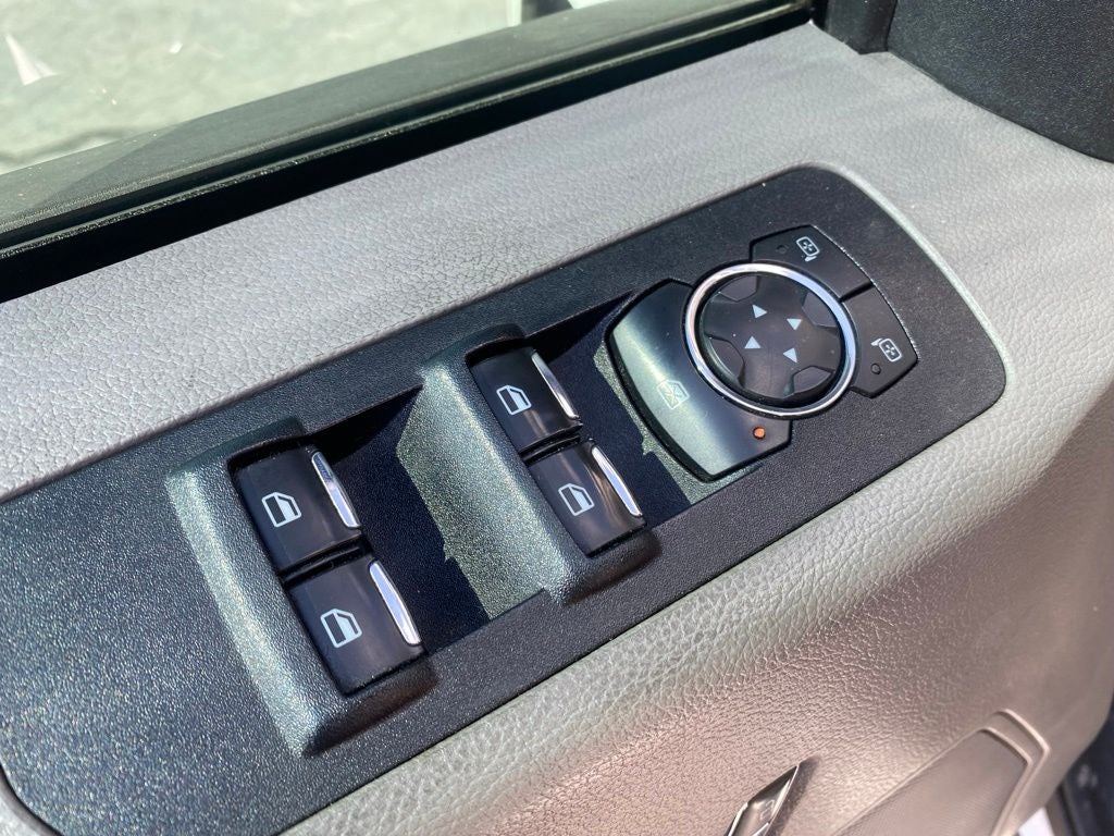 2018 Ford F-150 XLT - 4WD - CLEAN CARFAX