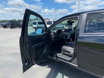 2022 GMC Canyon AT4 w/Cloth