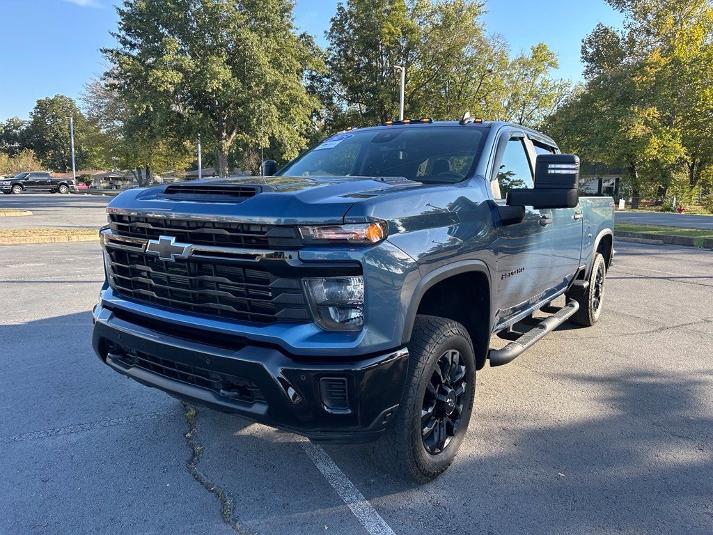 2025 Chevrolet Silverado 2500HD Custom - 4WD - DURAMAX 6.6L V8
