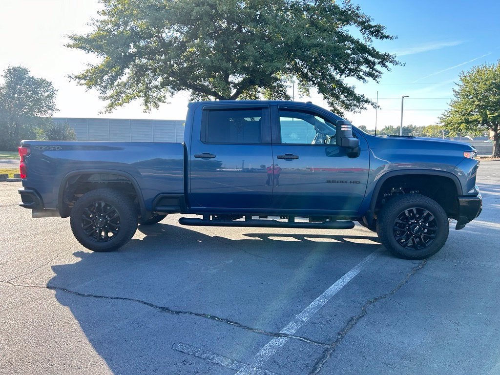 2025 Chevrolet Silverado 2500HD Custom - 4WD - DURAMAX 6.6L V8