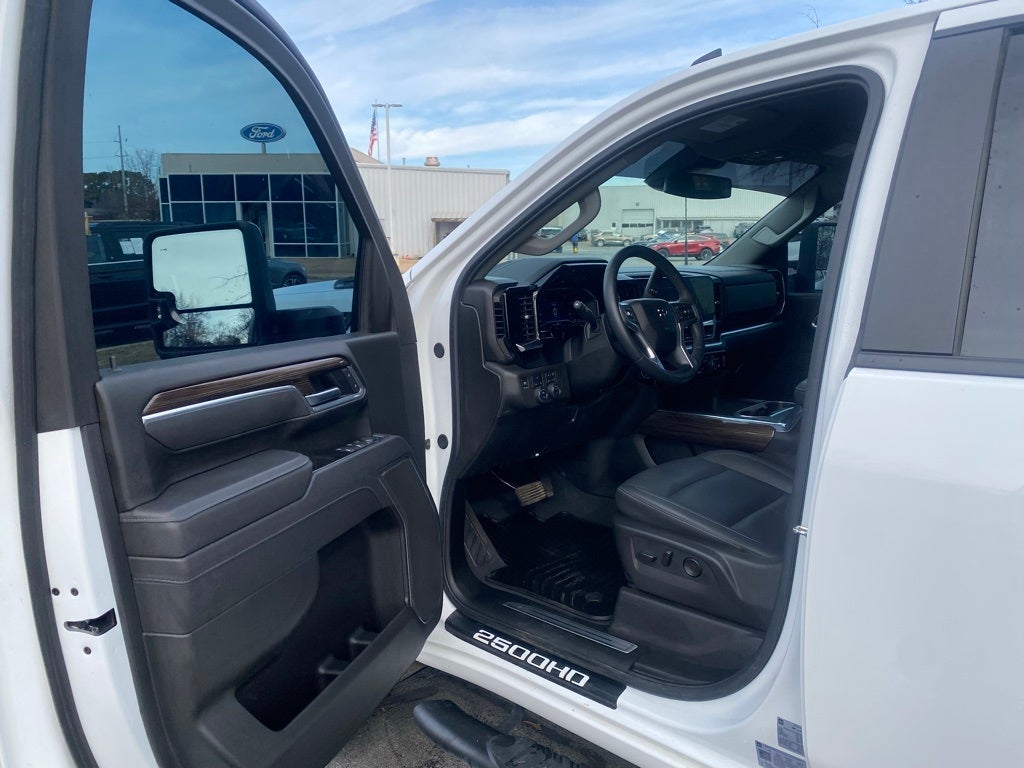 2025 Chevrolet Silverado 2500HD LT
