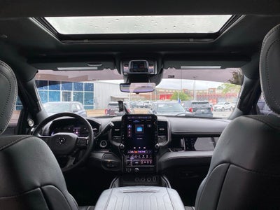 2025 RAM 2500 Limited - 4WD - MEGA CAB