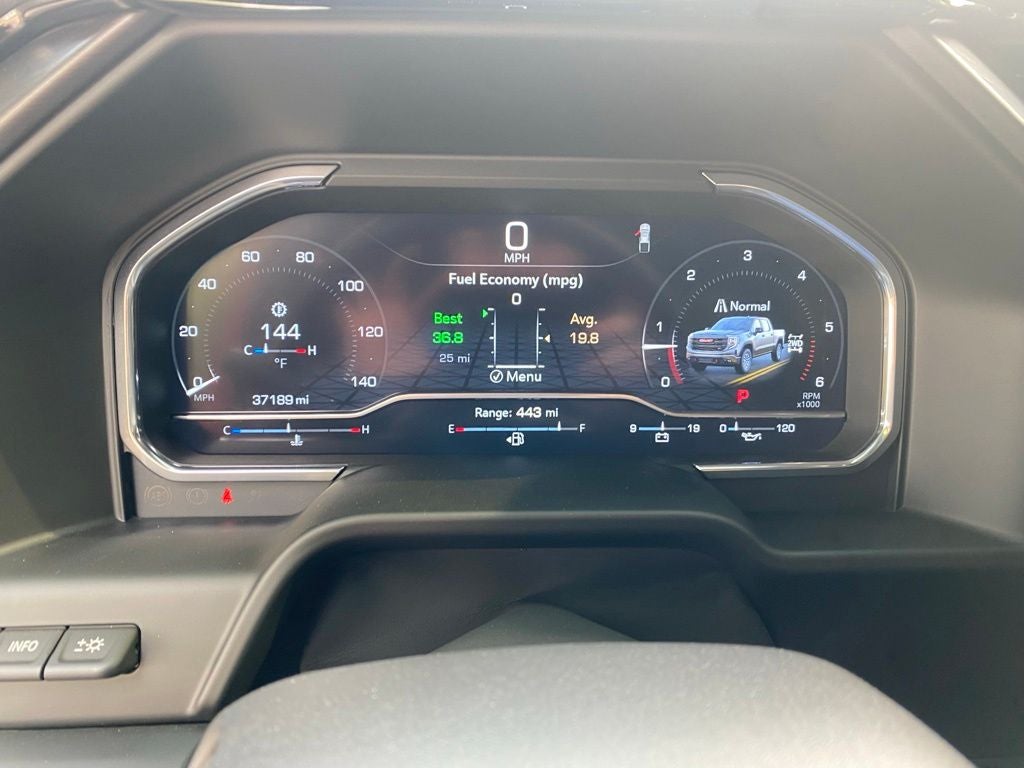 2025 GMC Sierra 1500 AT4