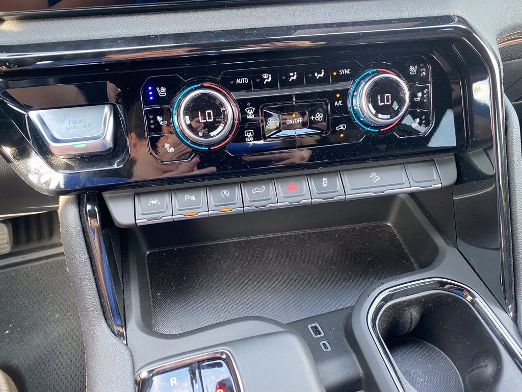 2025 GMC Sierra 1500 AT4 - 6.2L V-8 - TECHNOLOGY PACKAGE