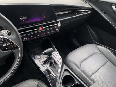 2026 Kia Niro SX