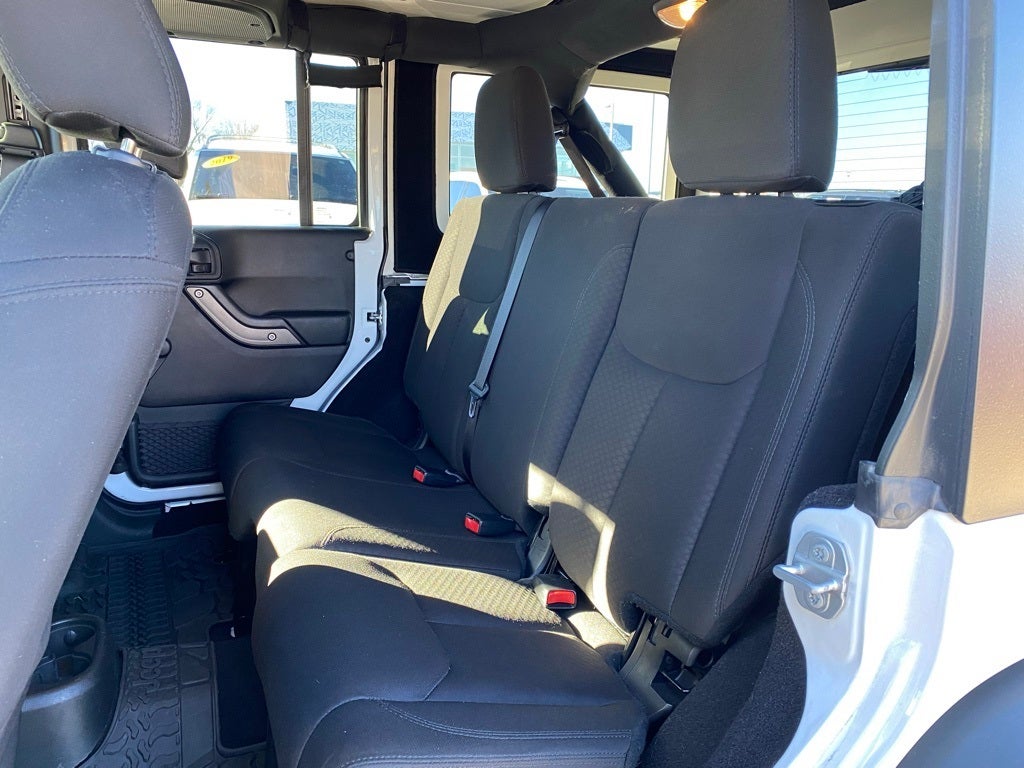 2017 Jeep Wrangler Unlimited Sport LIFT WHEELS AND TIRES GREAT CONDITION