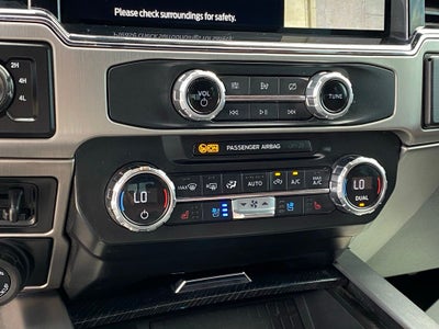 2022 Ford F-450SD Platinum