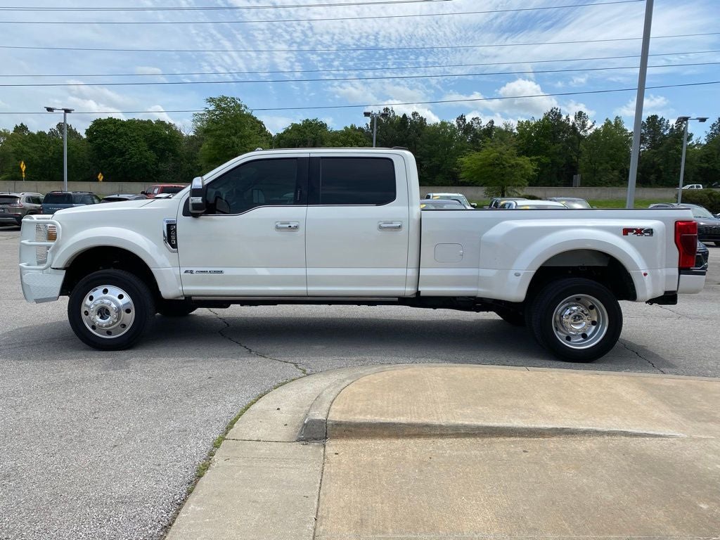 2022 Ford F-450SD Platinum