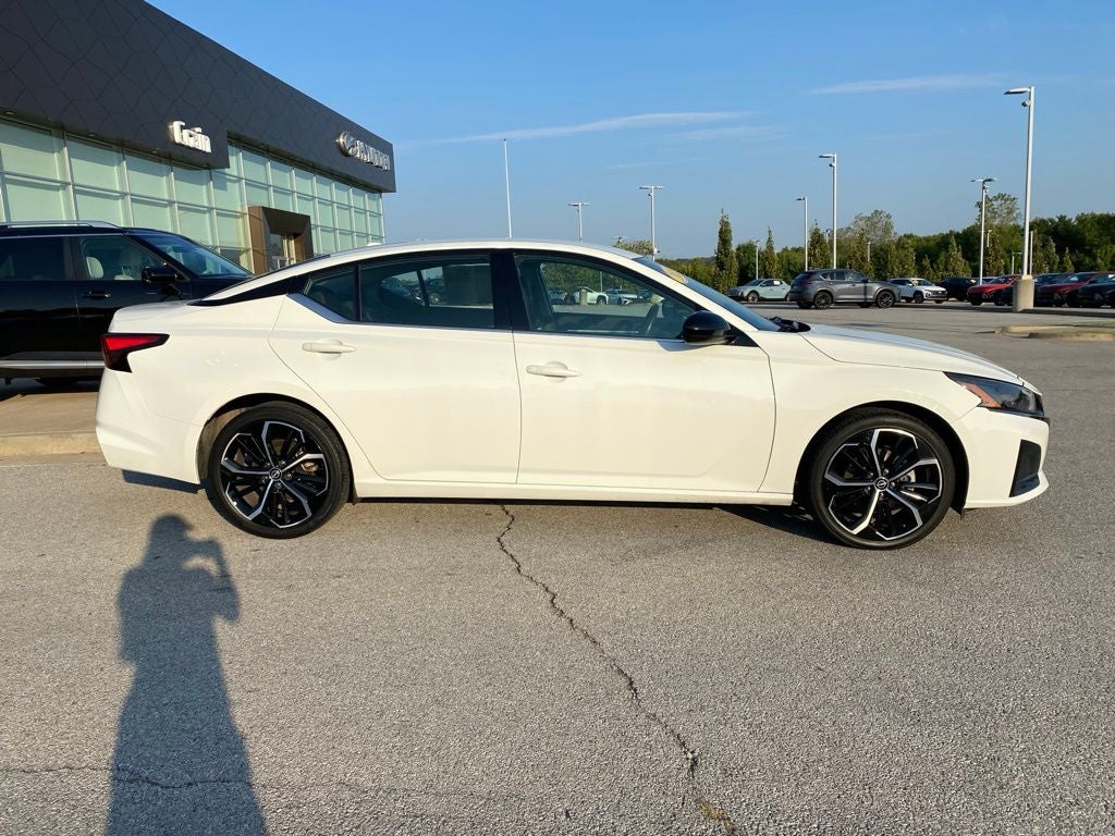 2025 Nissan Altima 2.5 SR