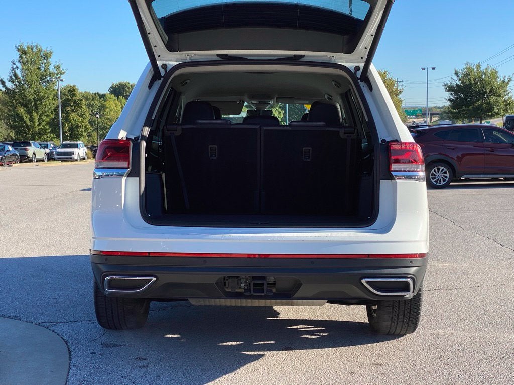 2025 Volkswagen Atlas 2.0T SE w/Technology