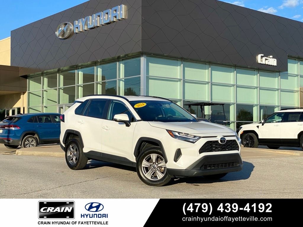 2024 Toyota RAV4 XLE