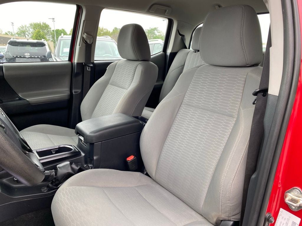 2018 Toyota Tacoma SR V6