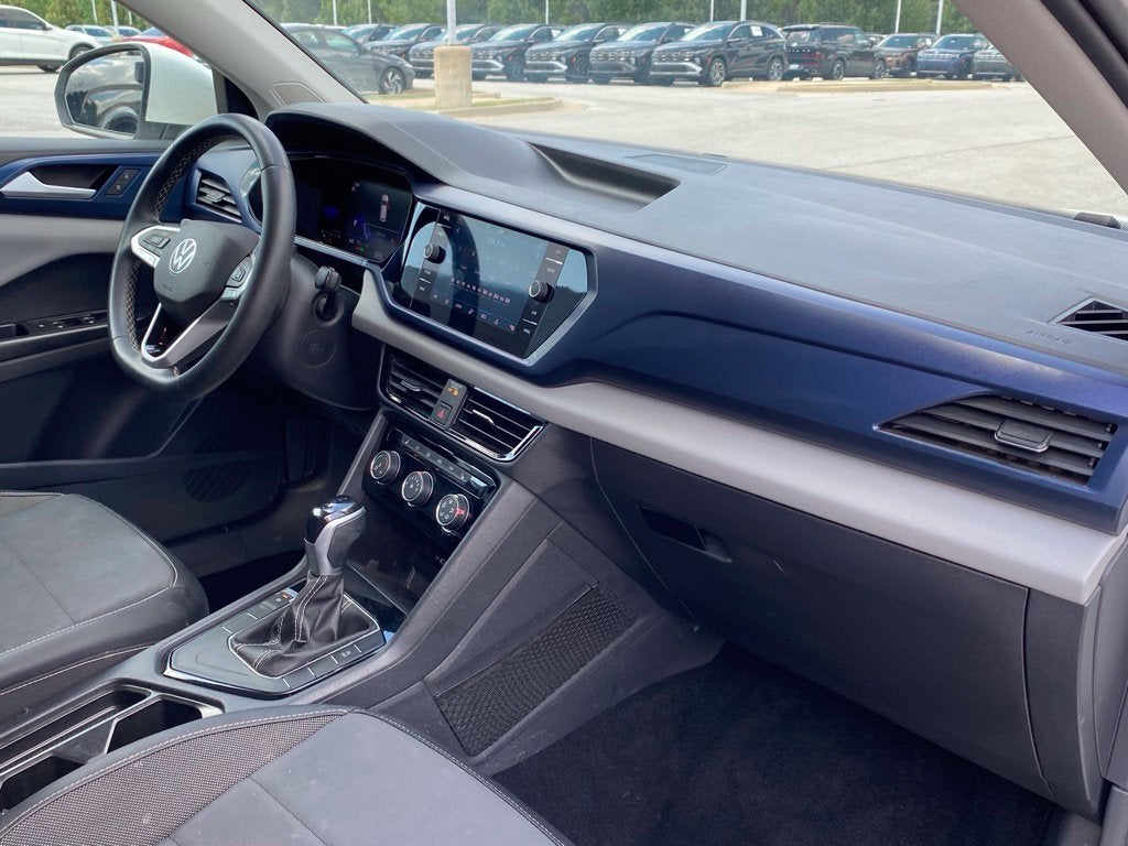 2023 Volkswagen Taos 1.5T SE