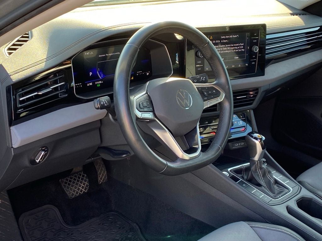 2025 Volkswagen Jetta 1.5T SE