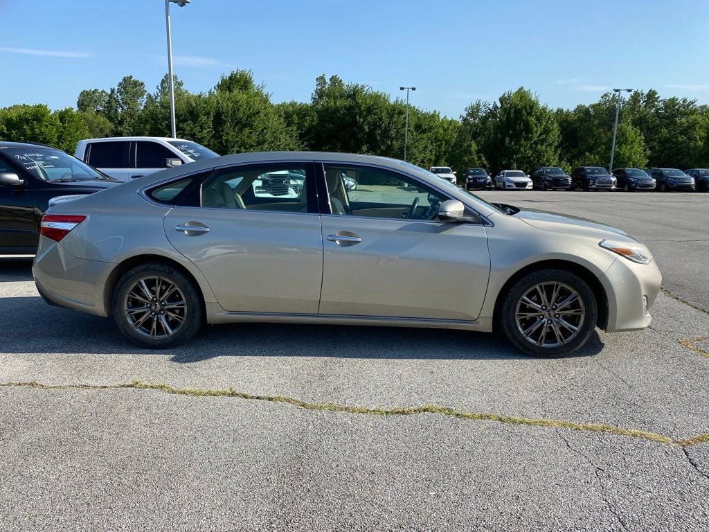 2014 Toyota Avalon XLE