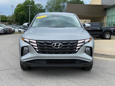 2022 Hyundai TUCSON SE