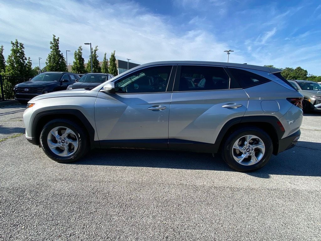 2022 Hyundai TUCSON SE