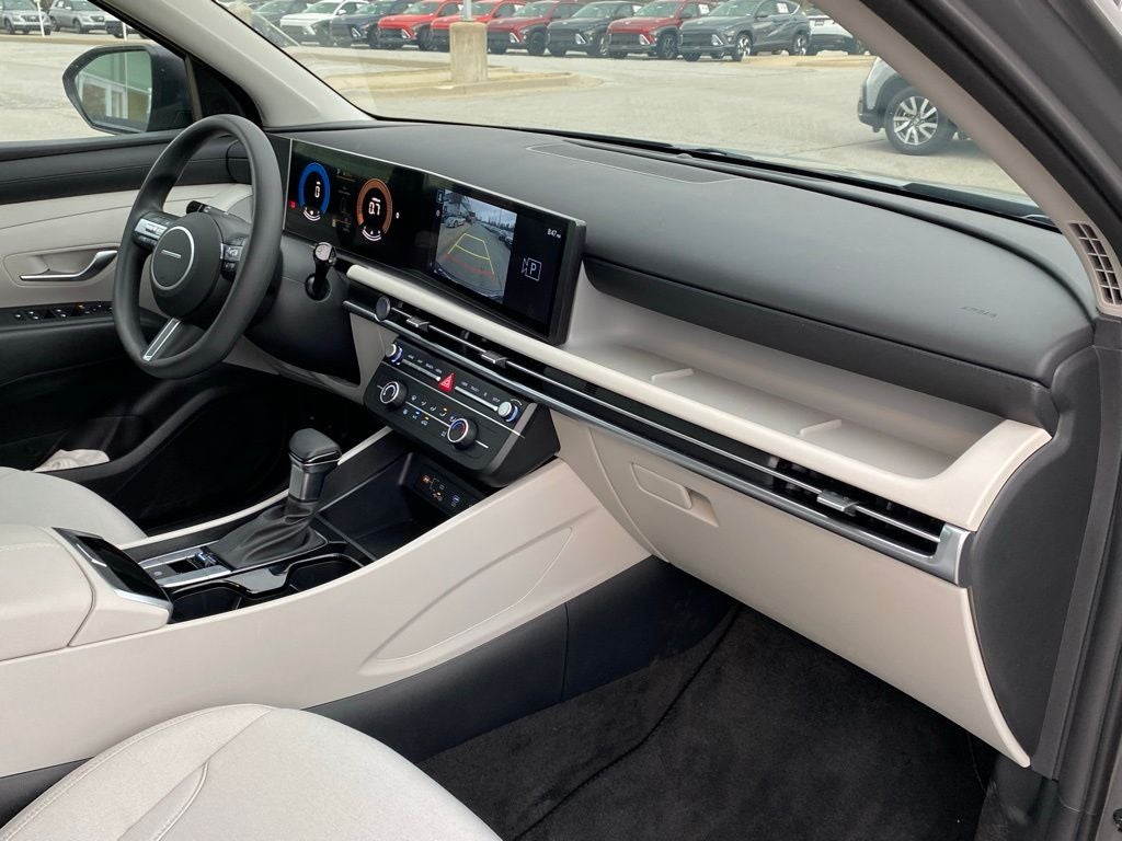 2026 Hyundai TUCSON SE FWD