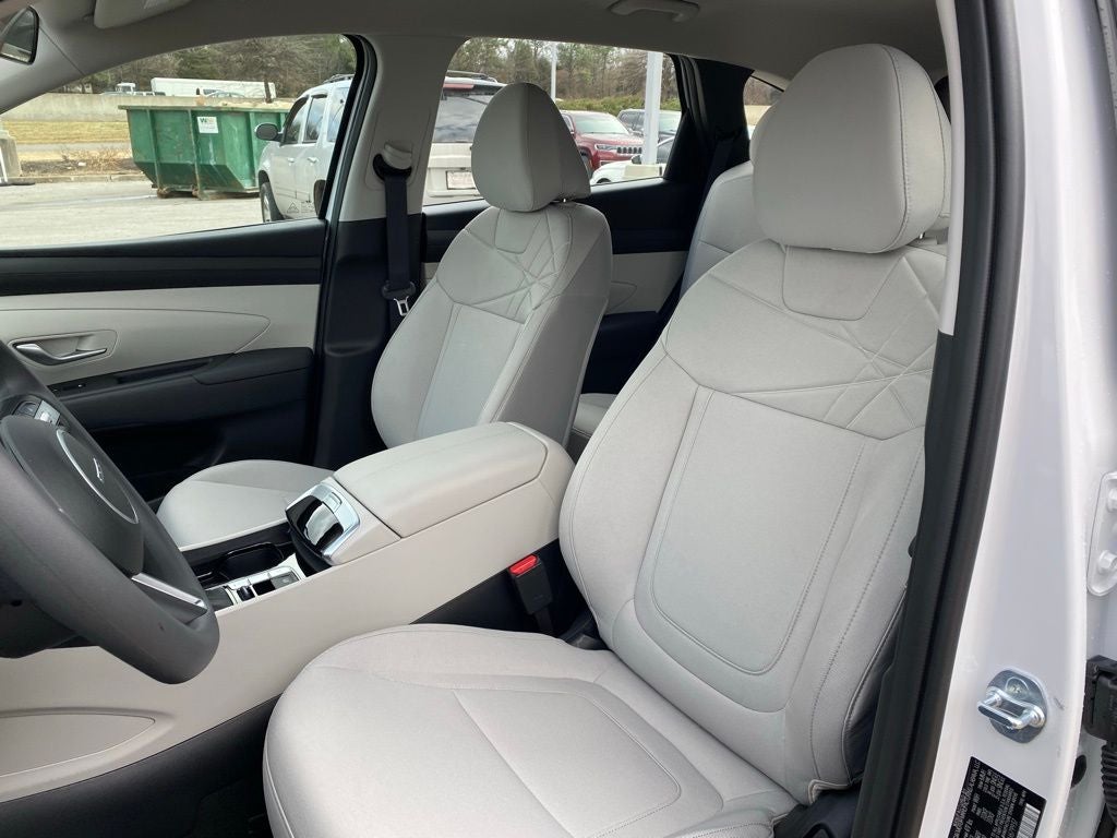 2026 Hyundai TUCSON SE FWD