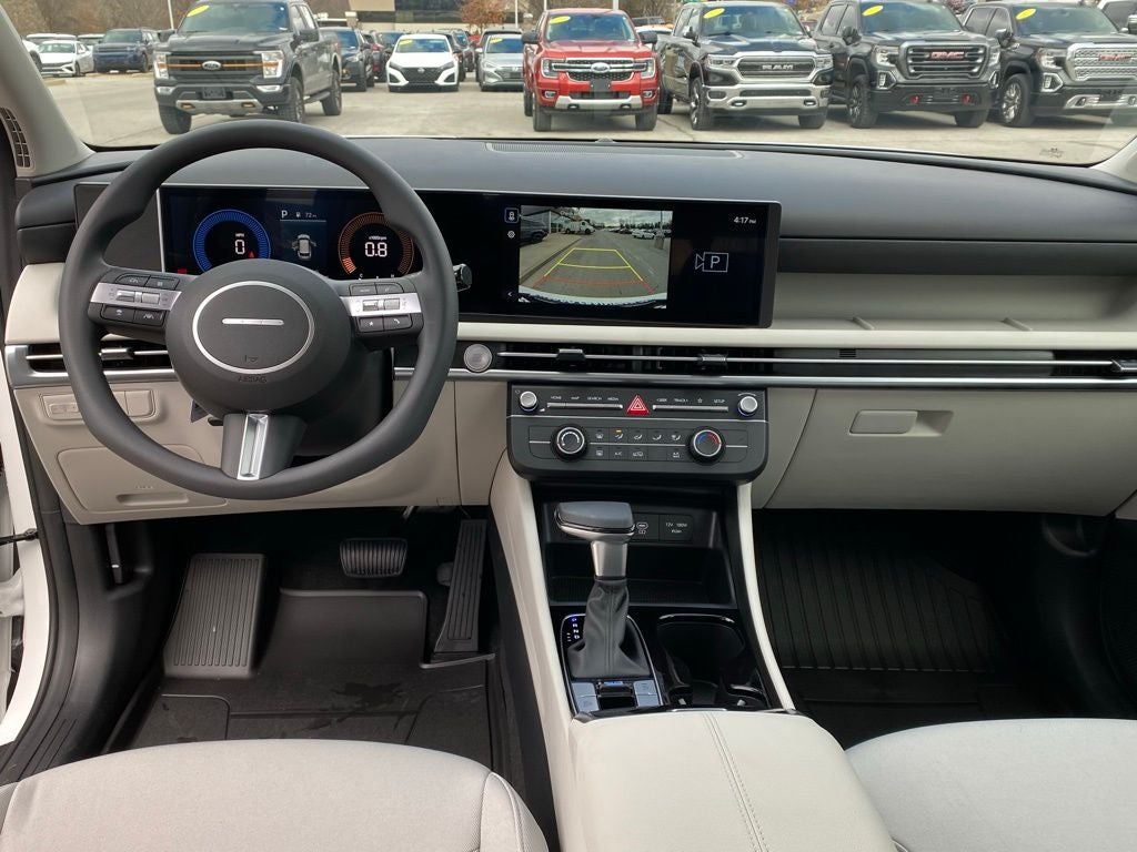 2026 Hyundai TUCSON SE FWD