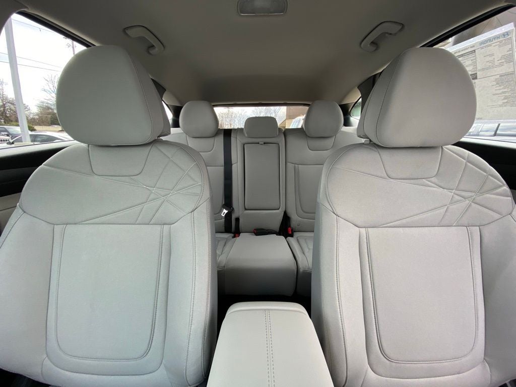 2026 Hyundai TUCSON SE FWD