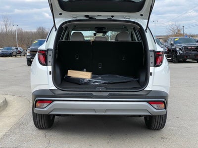 2026 Hyundai TUCSON SE FWD