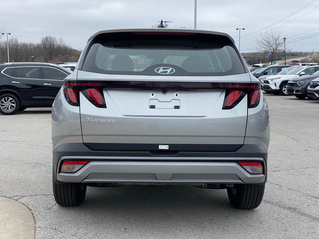 2026 Hyundai TUCSON SE FWD