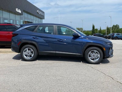 2026 Hyundai TUCSON SE FWD