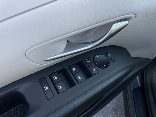 2025 Hyundai TUCSON SE AWD