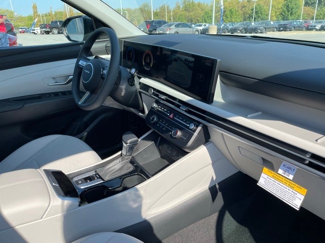 2025 Hyundai TUCSON SE AWD