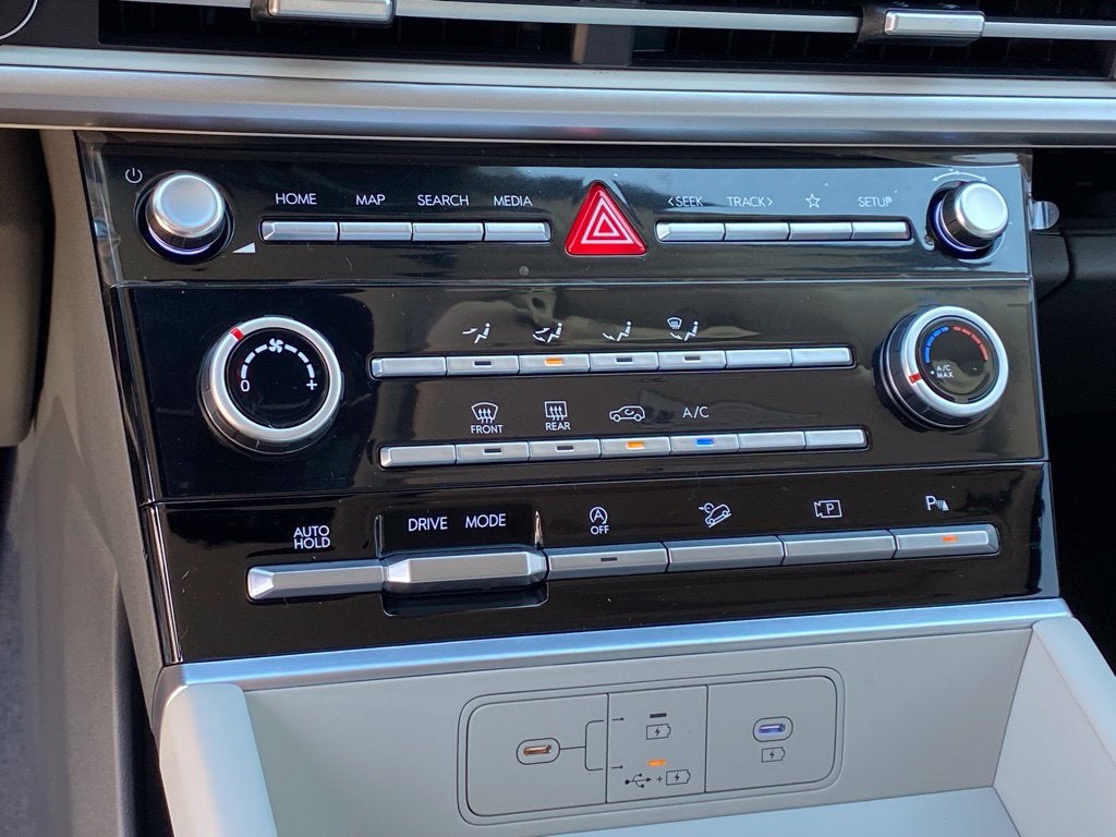 2027 Hyundai SANTA FE SE FWD