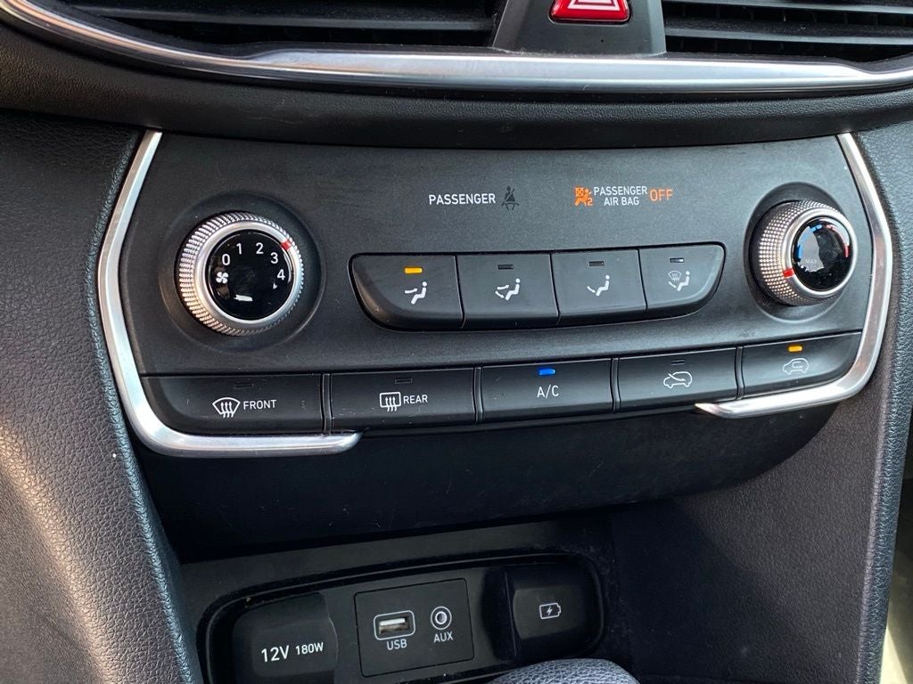 2019 Hyundai SANTA FE SE