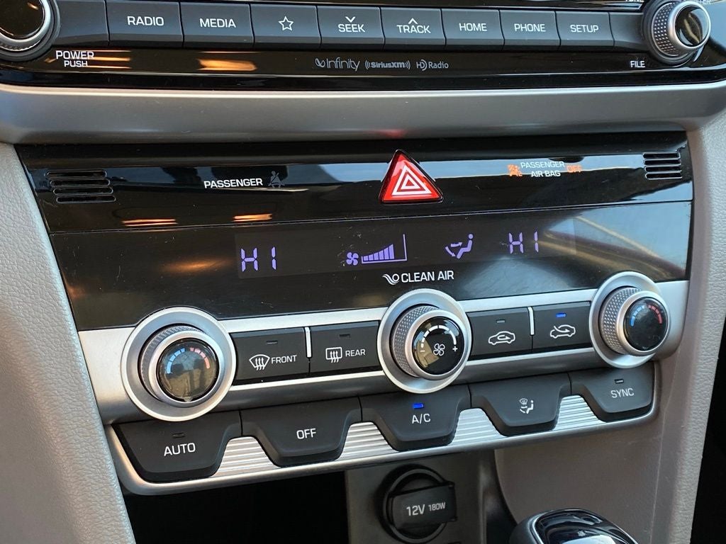 2020 Hyundai ELANTRA Limited