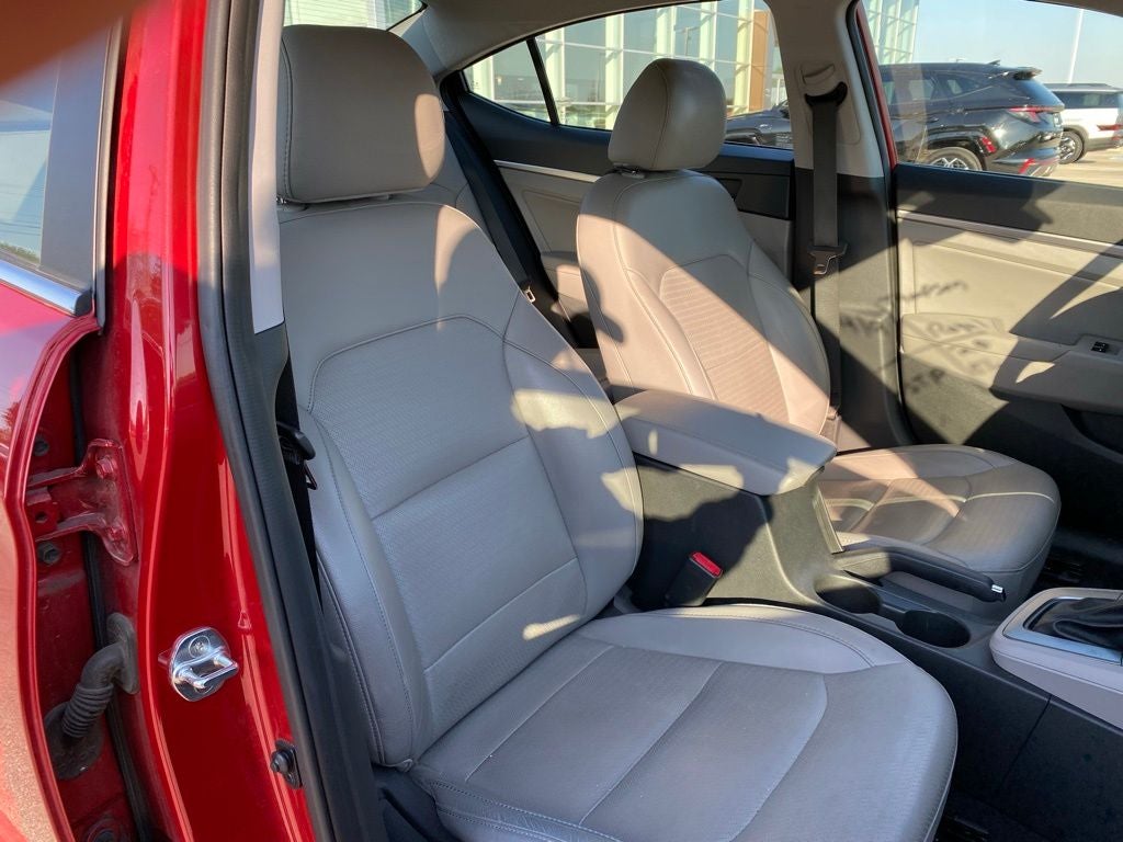 2020 Hyundai ELANTRA Limited