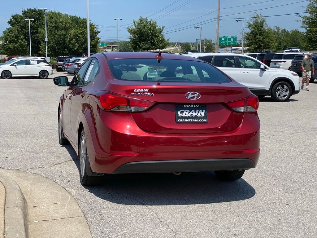 2015 Hyundai ELANTRA SE