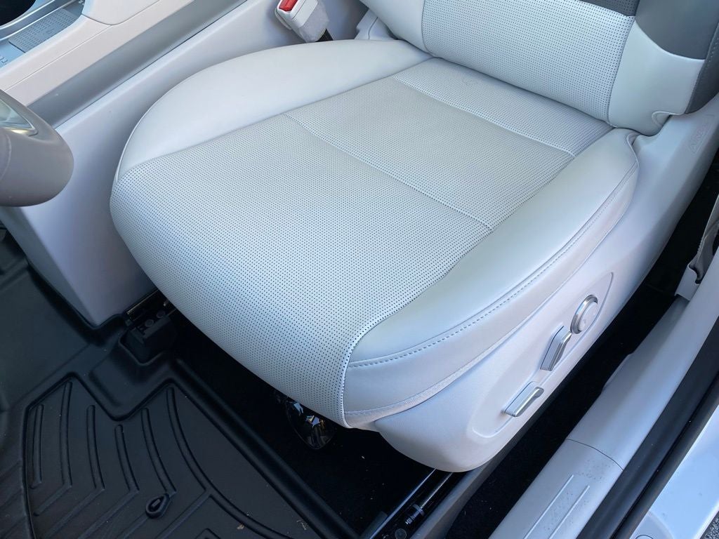 2026 Hyundai IONIQ 9 SEL LOCAL TRADE 1 OWNER