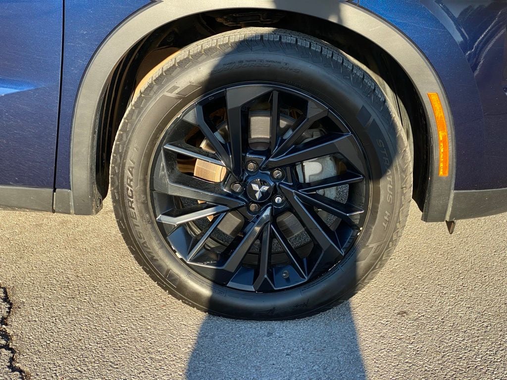 2022 Mitsubishi Outlander SE