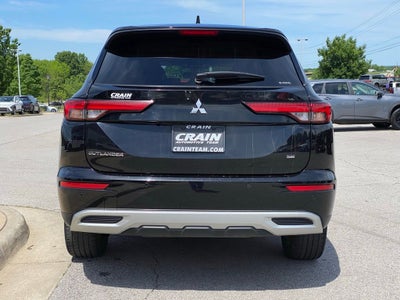 2024 Mitsubishi Outlander SE