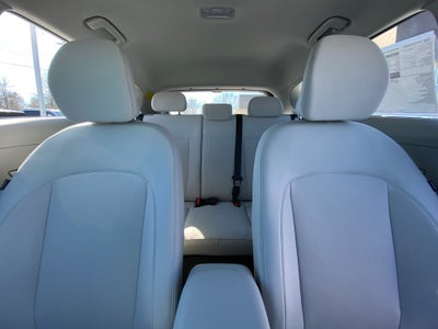 2026 Hyundai KONA SE FWD