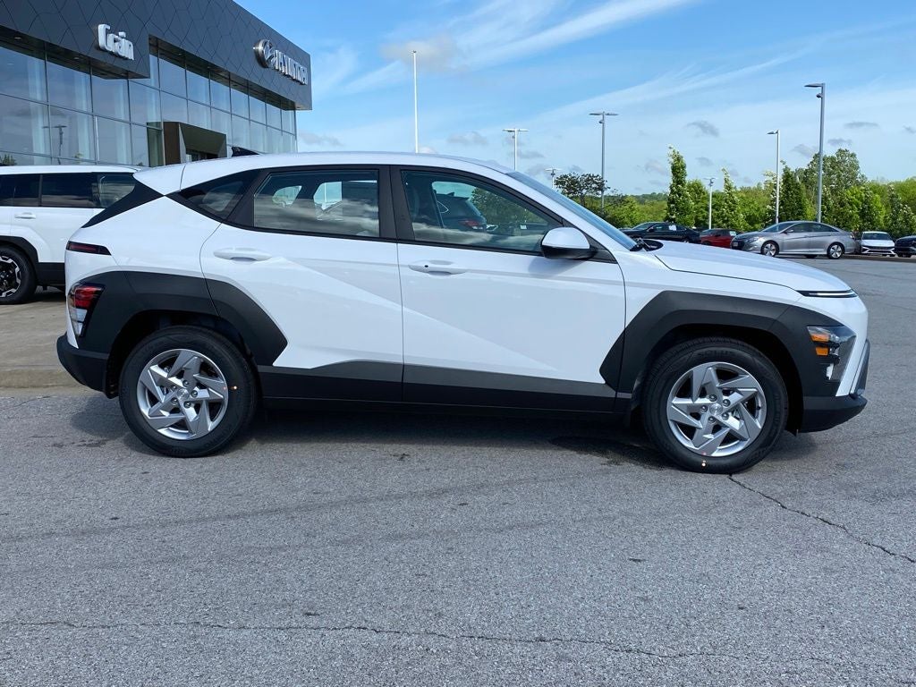 2026 Hyundai KONA SE FWD