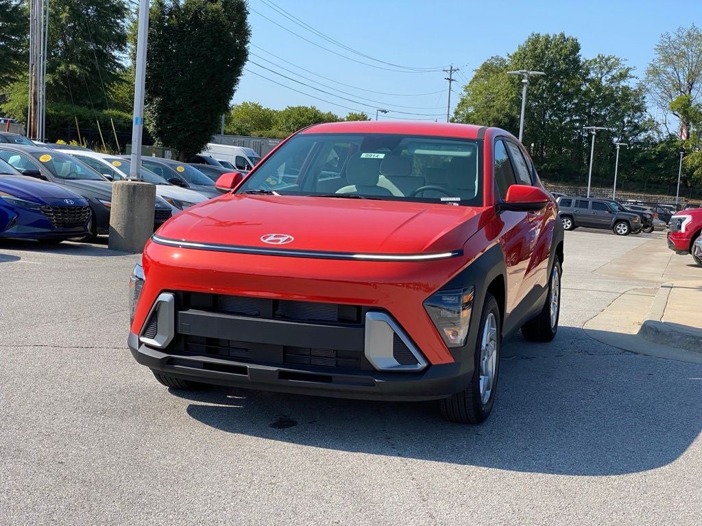 2027 Hyundai KONA SE FWD