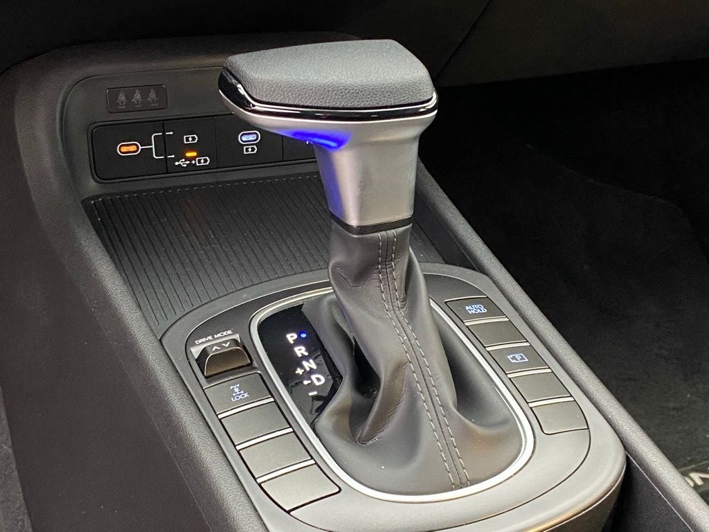 2026 Hyundai KONA SE AWD